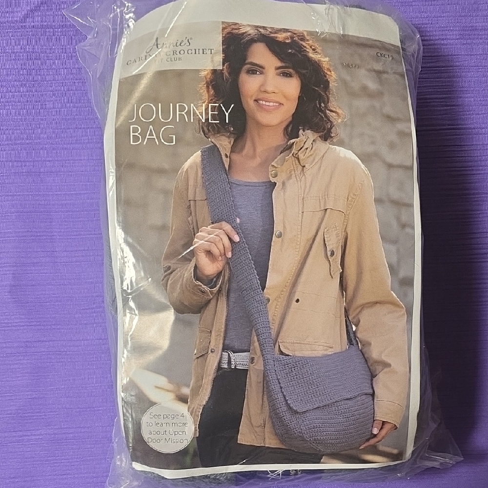 Crochet Kit BUNDLE - Annies Journey Bag (Pattern And Yarn)